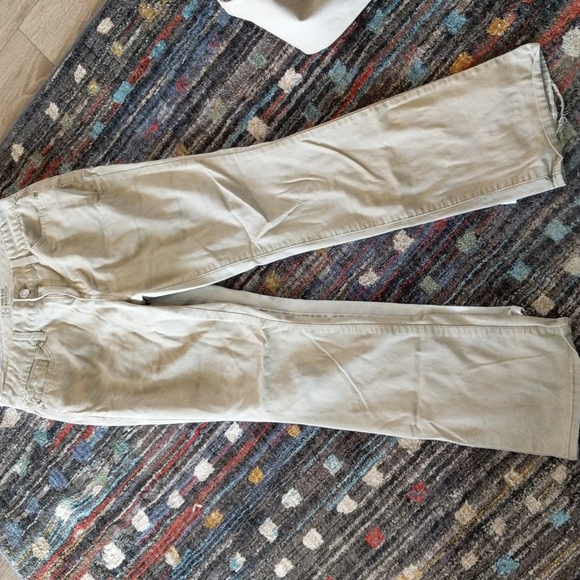 3 pairs of cargo men's pants. All the same size. Two dark tan 1 light tan. - Picture 4 of 5